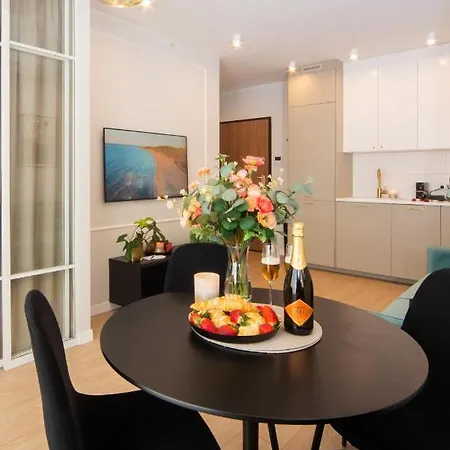 Apartament Maya's Flats & 58 - Szafarnia Gdańsk